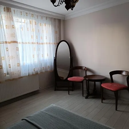 Apartment Family House *