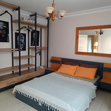 Apartment Family House *